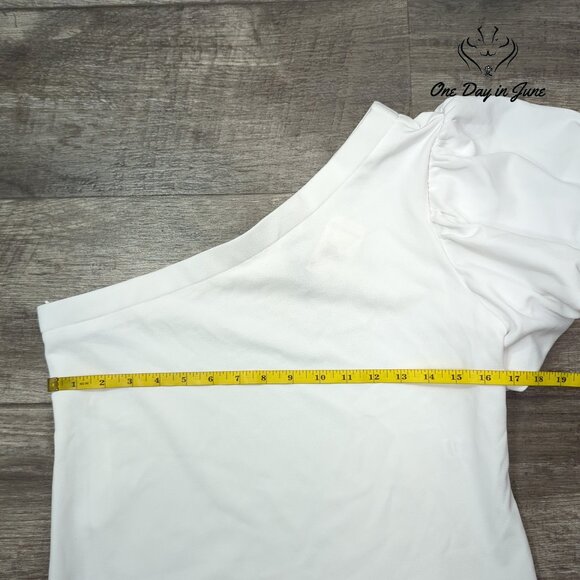 Versona White One-Shoulder Mini Dress - Picture 3 of 5